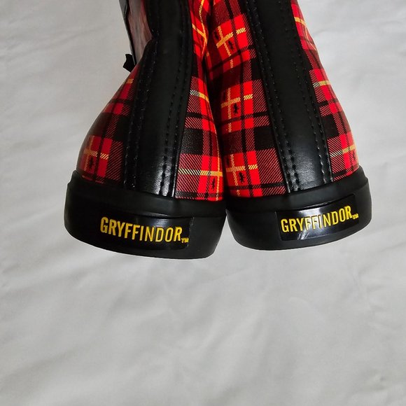 Harry Potter Gryffindor House Plaid Hi-Top Lace-Up Sneaker Men's Size 10 NWT - Picture 10 of 14